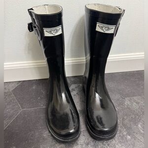 Forever Young Women's Mid-Calf Solid Color Rubber Rain Boots